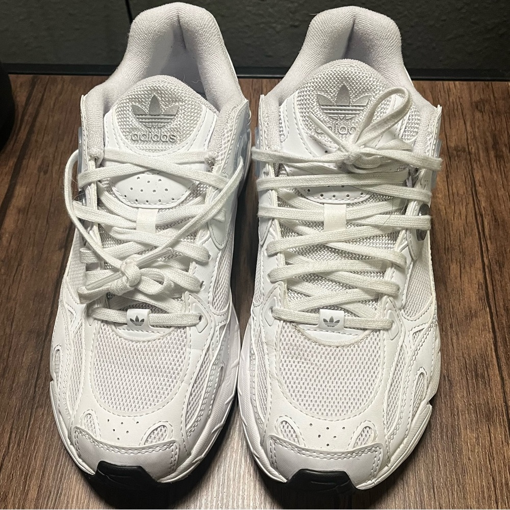Adidas Originals Astir White